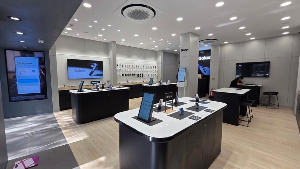 Samsung Experience Store MG Road